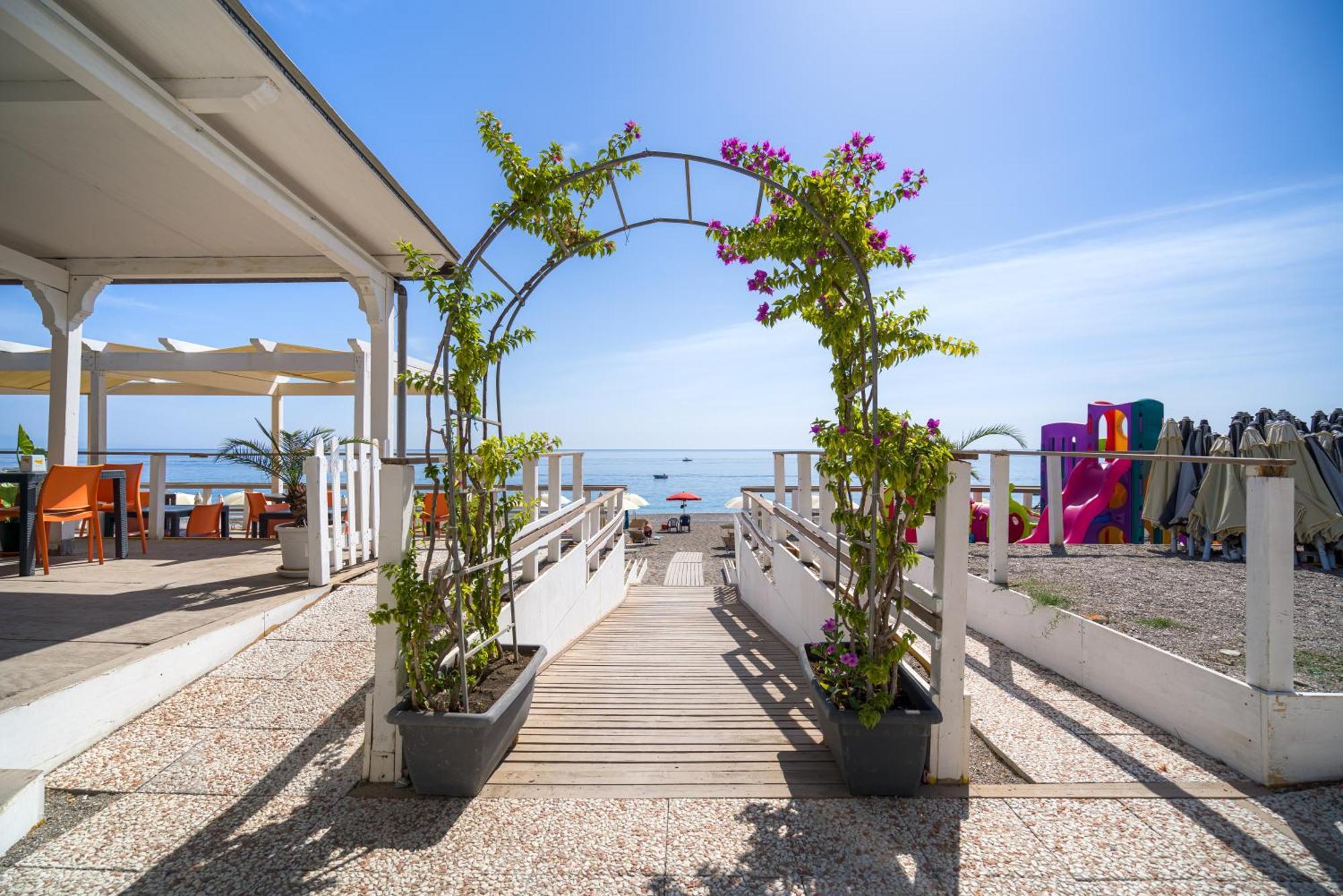 Hotel Rivage Taormina Buitenkant foto